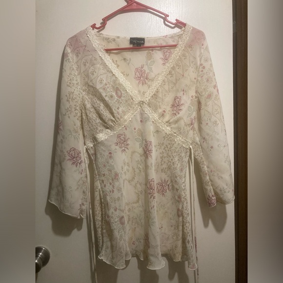 My Michelle blouse - Picture 1 of 6